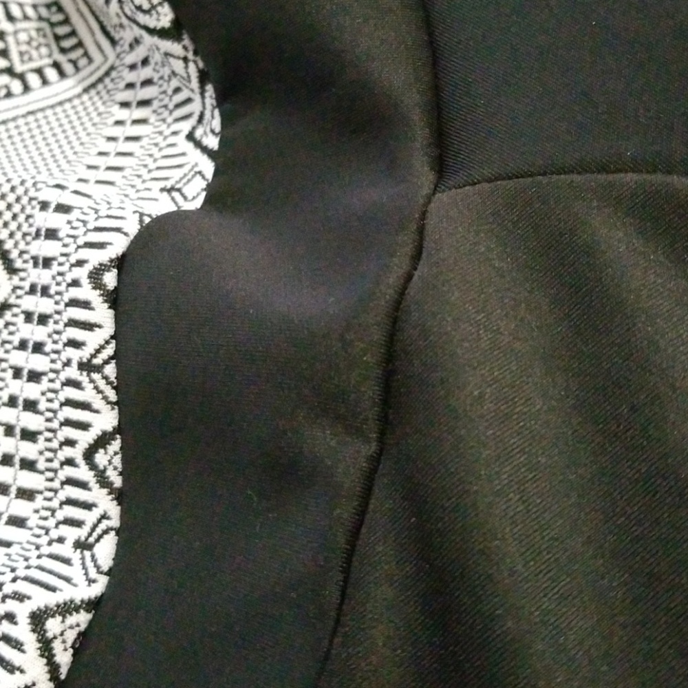 Dress - Picture 7 of 7